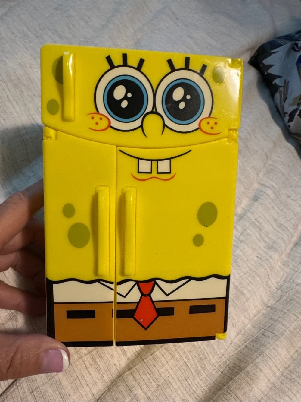 SpongeBob play refrigerator